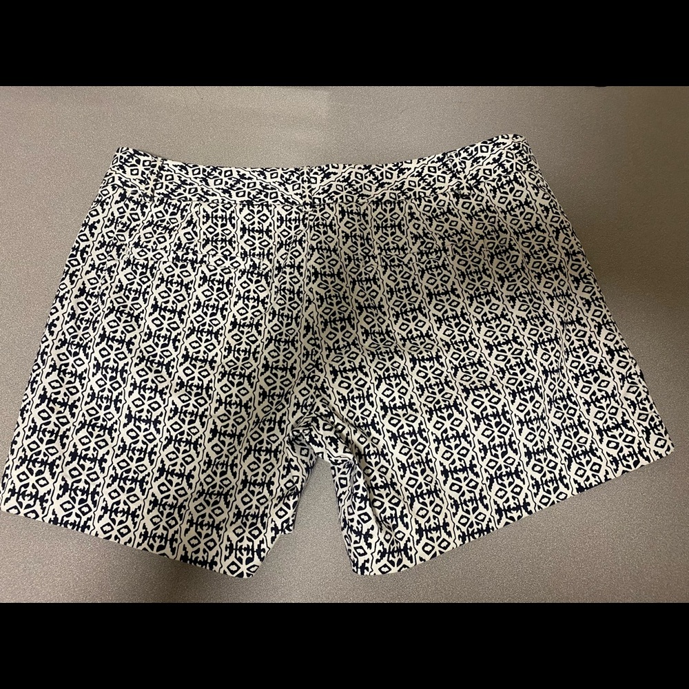 Lady’s Banana Republic Shorts